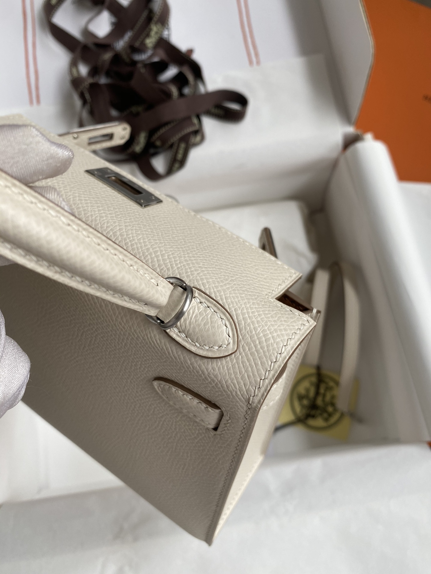 Hermes Kelly Mini II Bag 19CM In White Epsom Leather